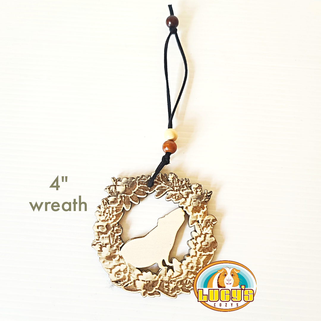 4" Hanging Piggy Wreath